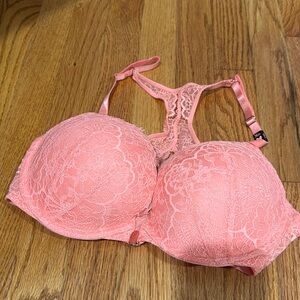 New with tags Victoria secret peachy pink push up bra size 36D
